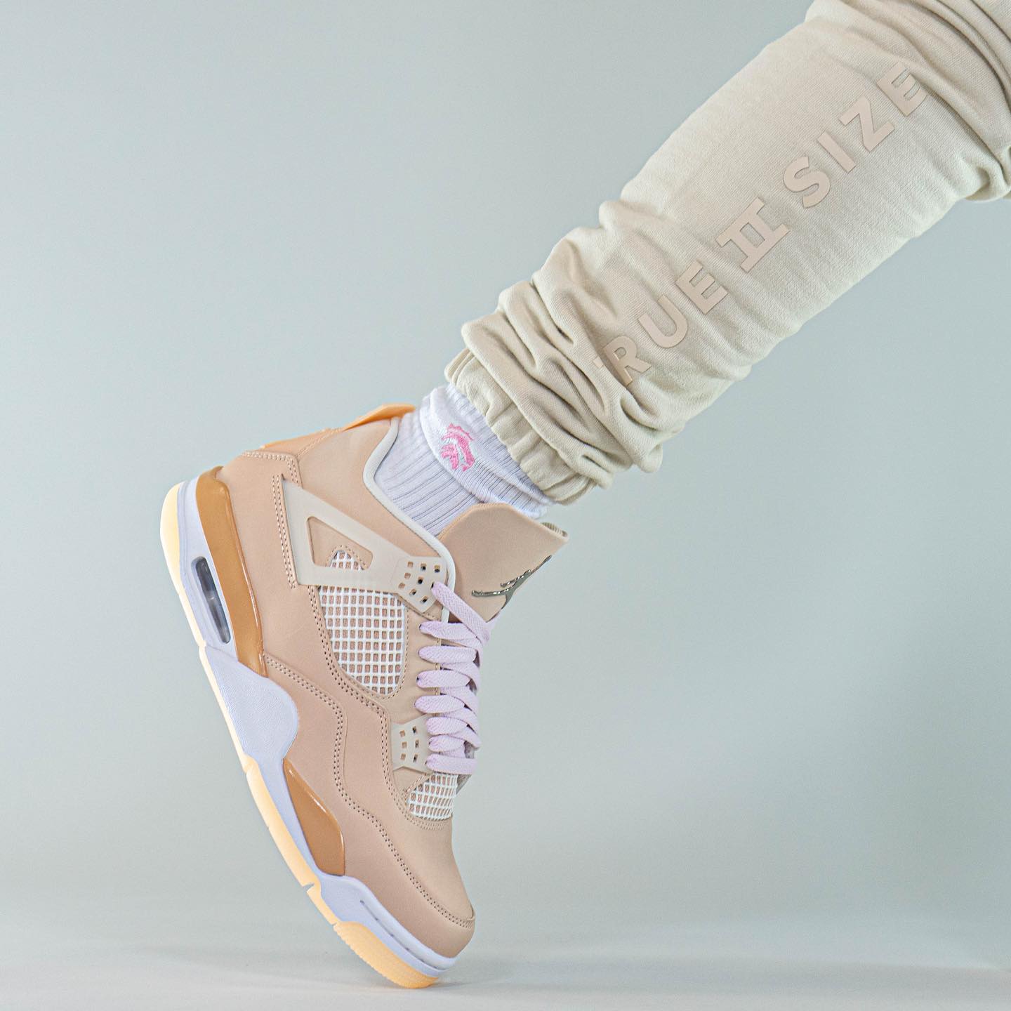 Air Jordan 4 Retro Shimmer (W)