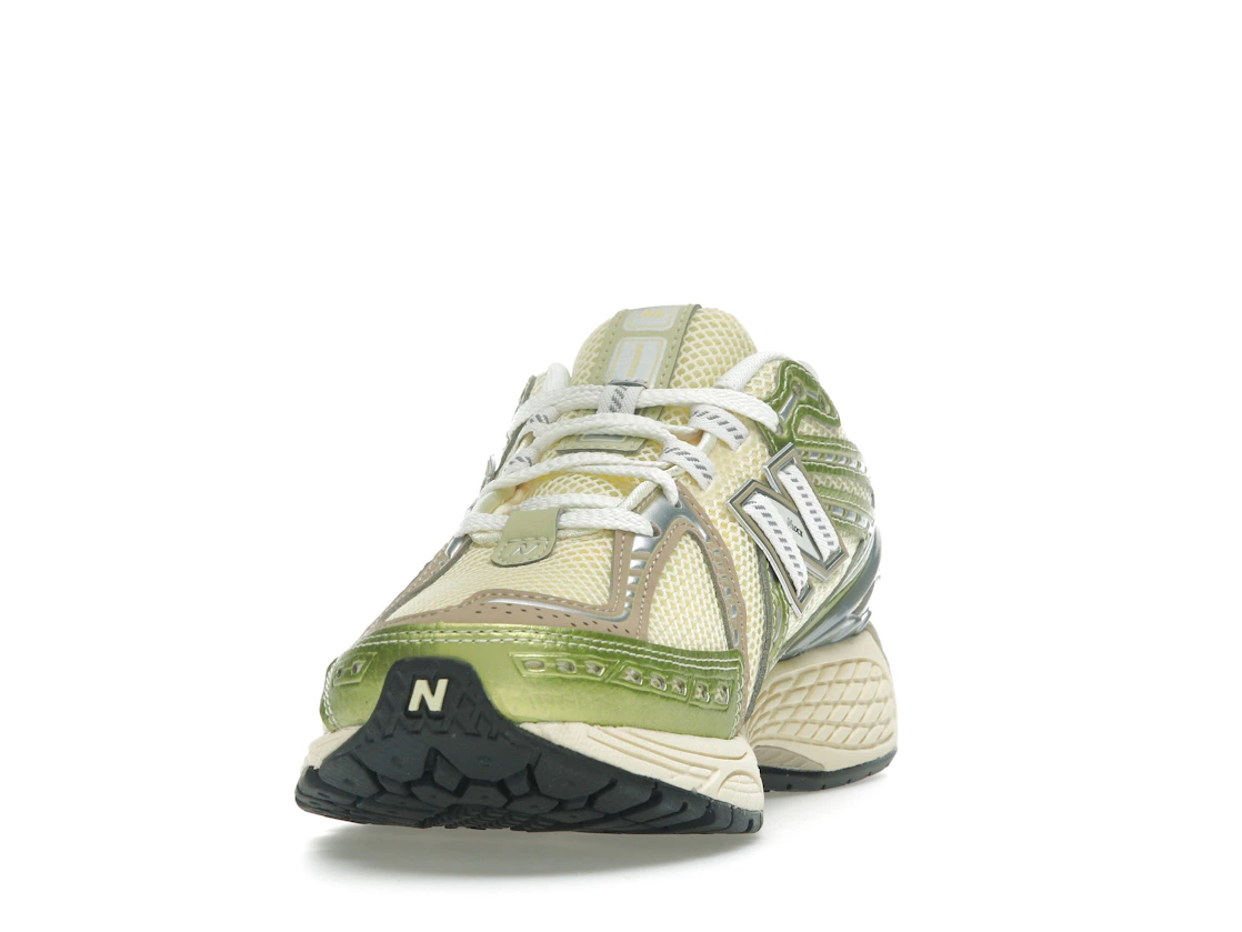 New Balance 1906R Yellow Parchment