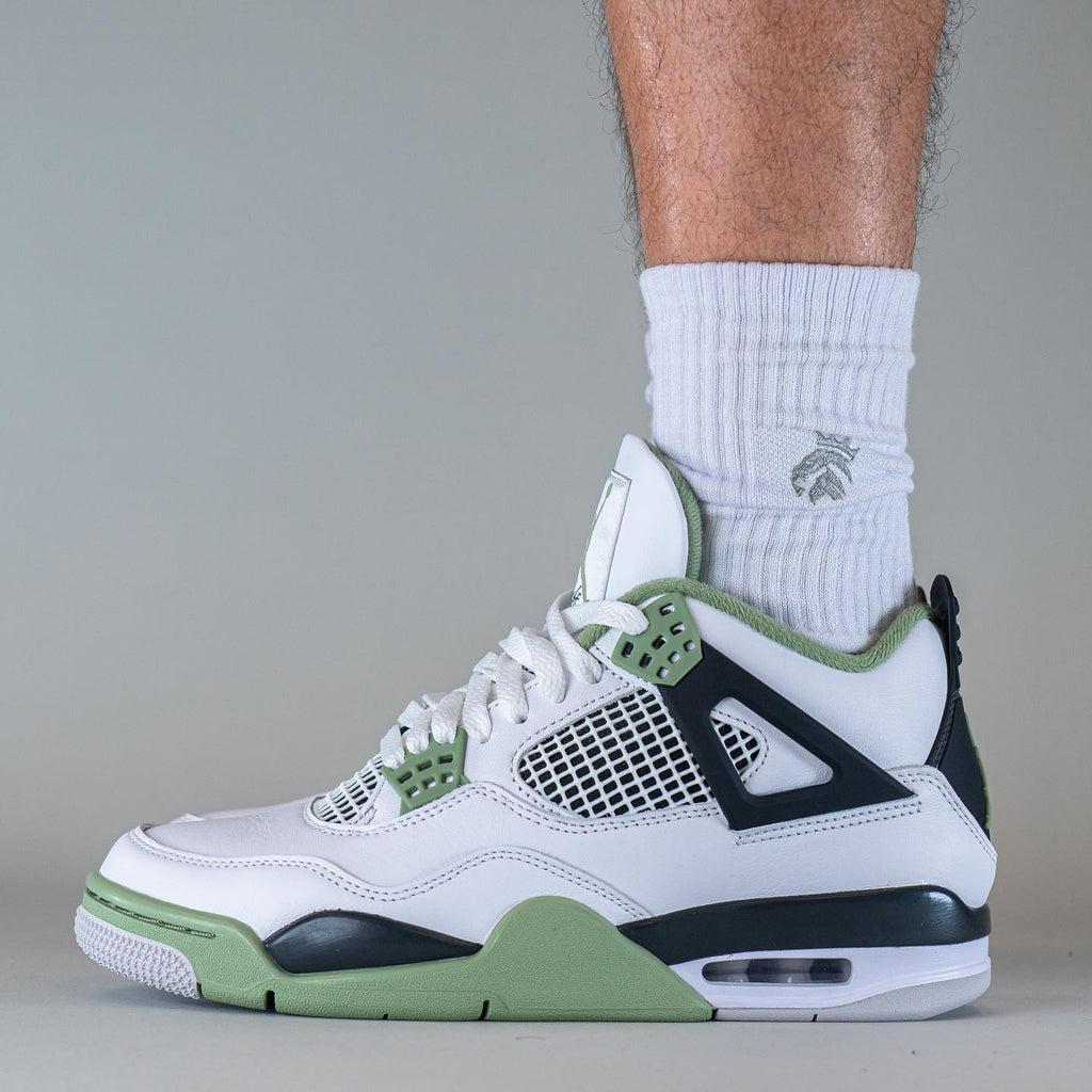 Air Jordan 4 Retro Seafoam (W)