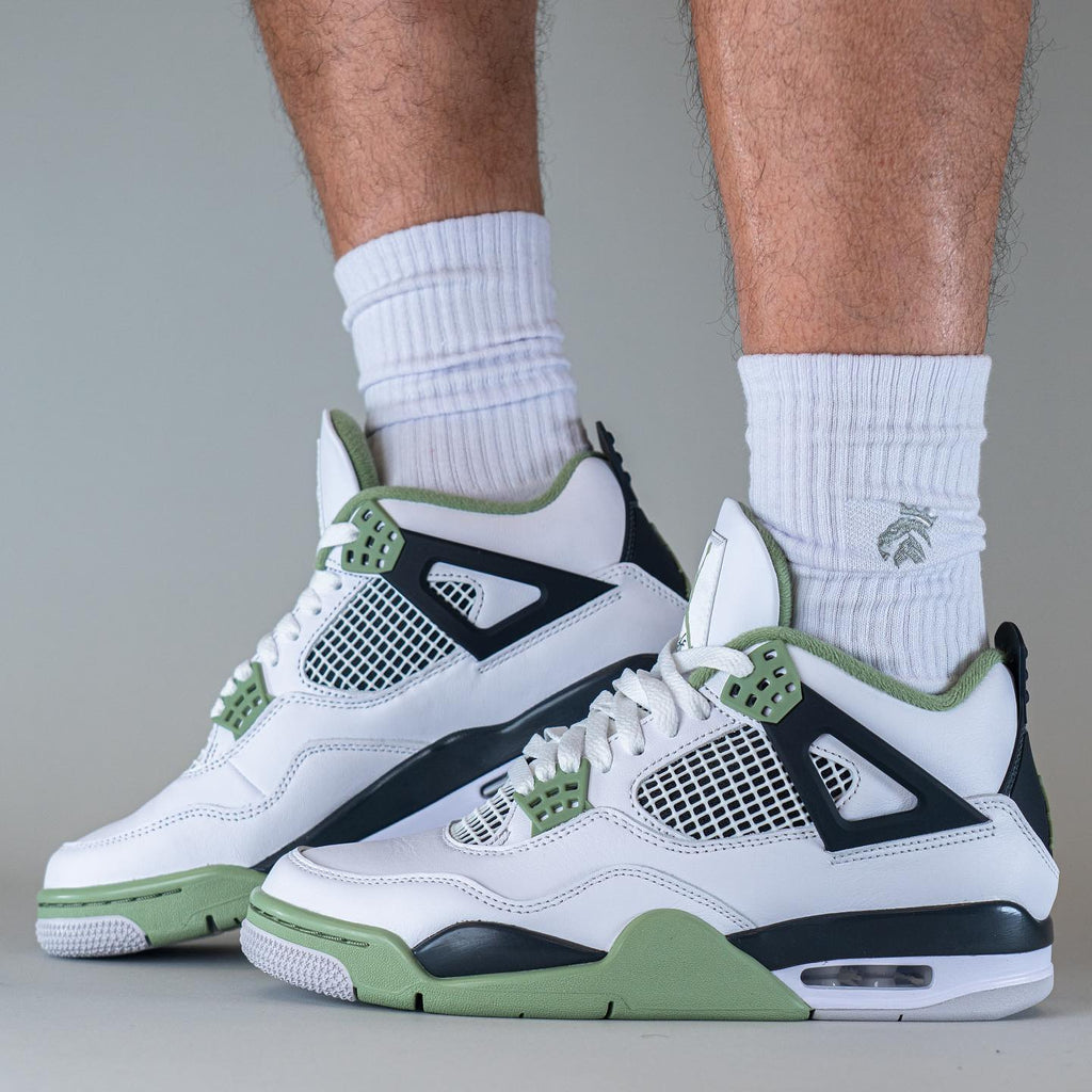 Air Jordan 4 Retro Seafoam (W)