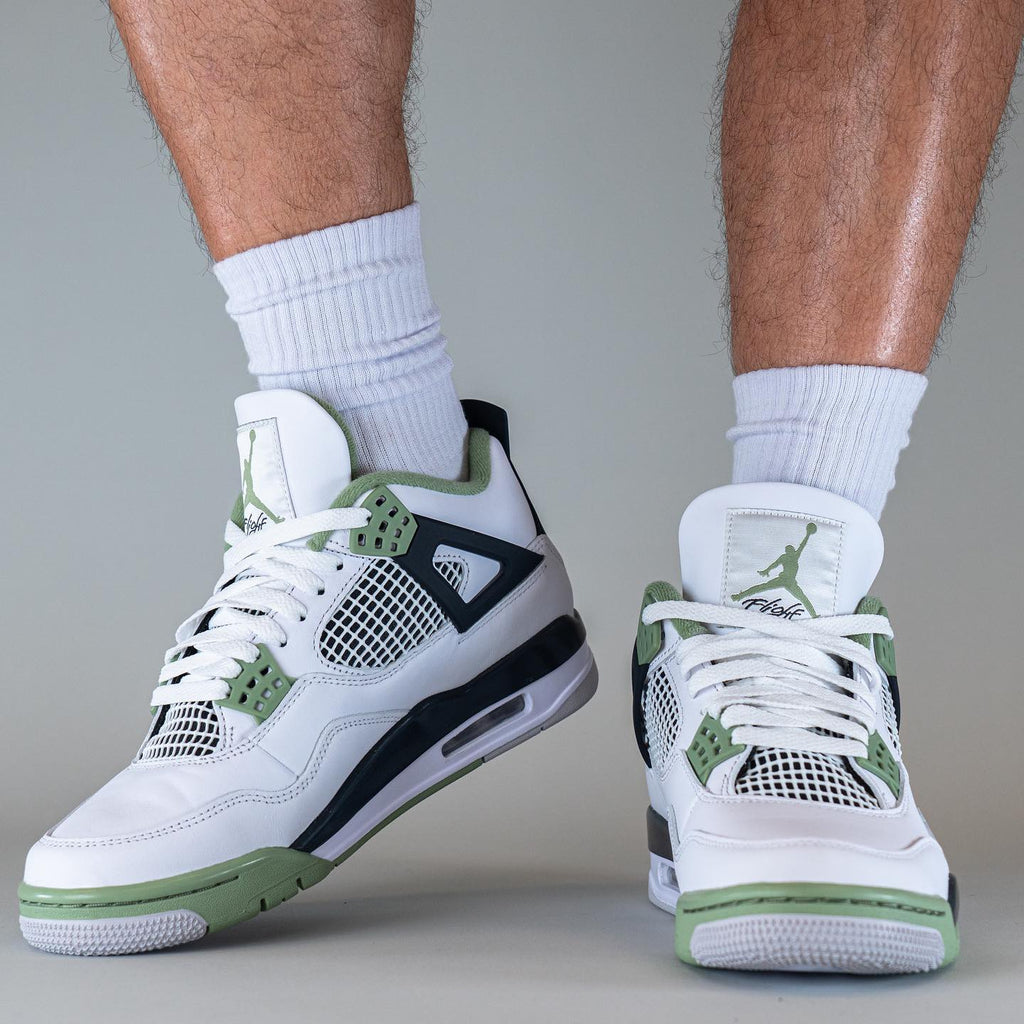Air Jordan 4 Retro Seafoam (W)