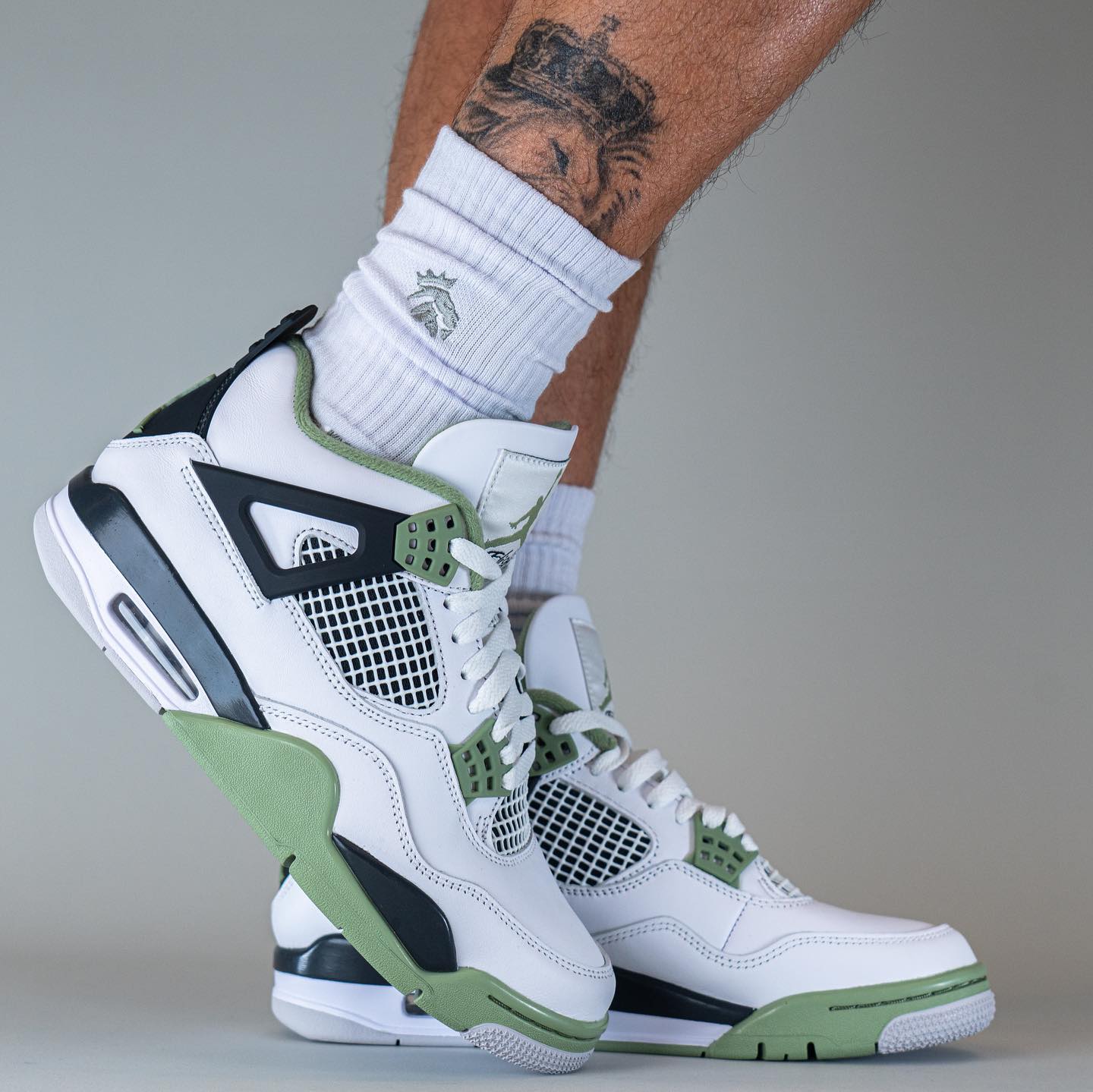 Air Jordan 4 Retro Seafoam (W)