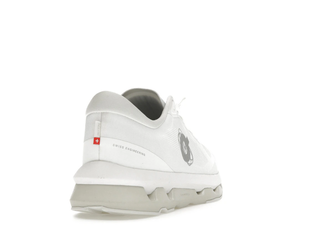 On Running Cloudzone Kith White Ice