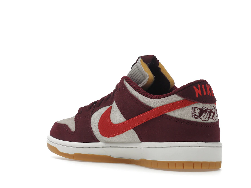 Nike SB Dunk Low Skate Like a Girl