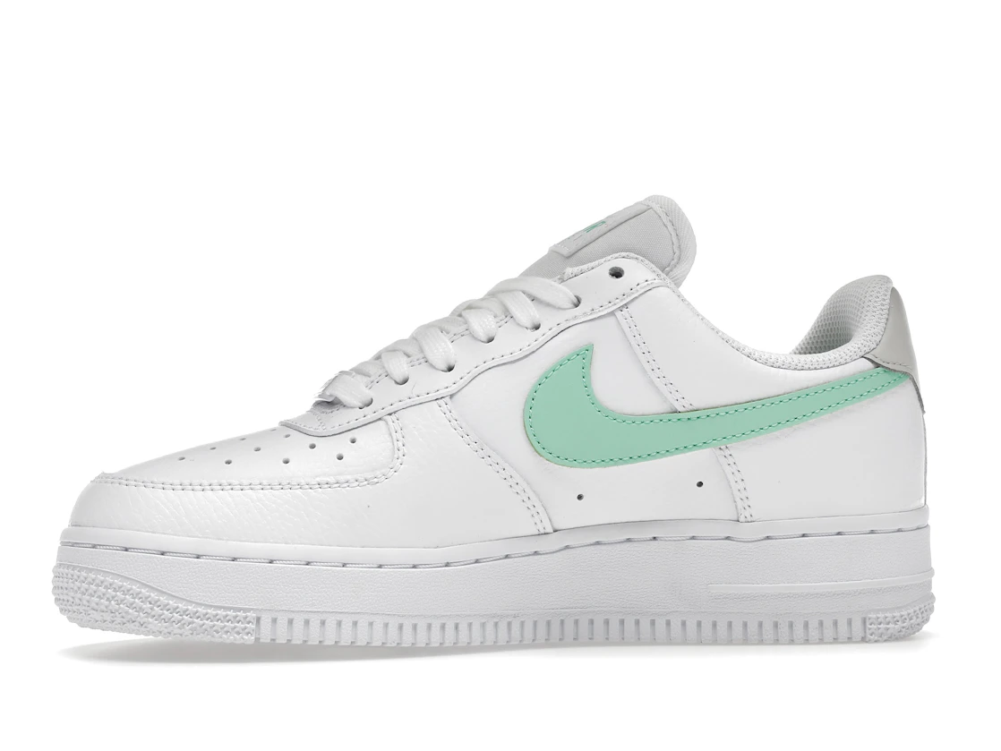 Nike Air Force 1 Low Green Glow (W)