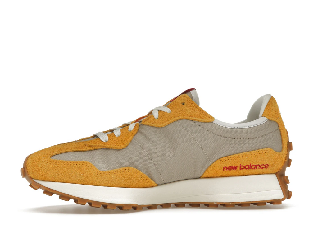 New Balance 327 Varsity Gold Beige