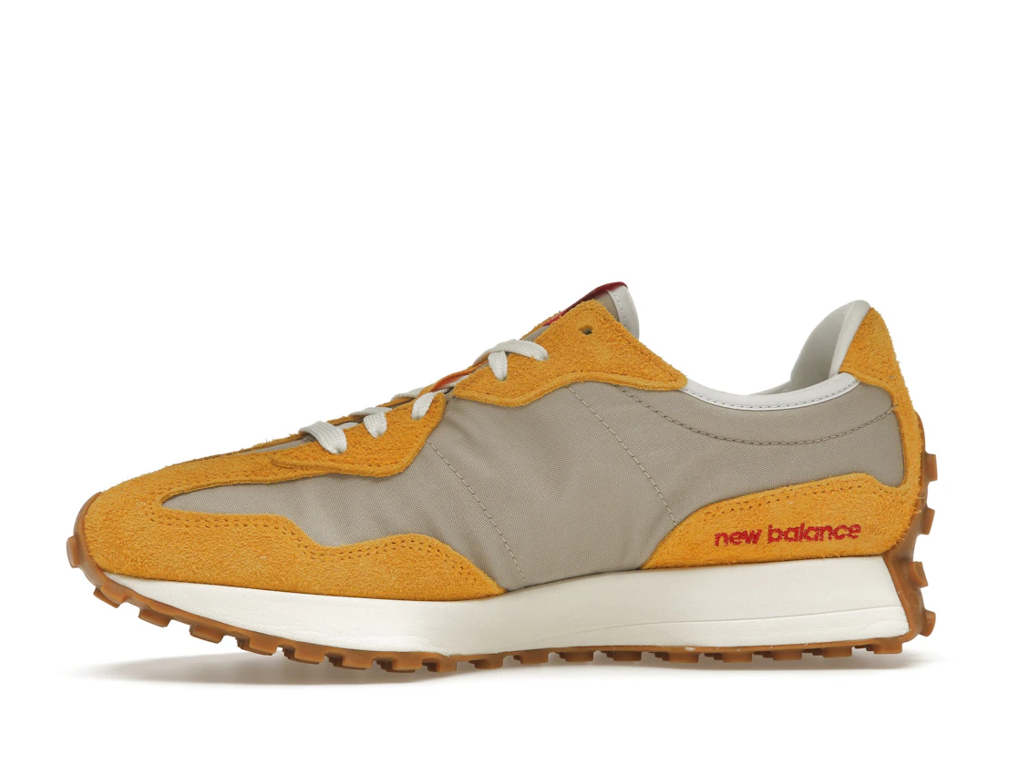 New Balance 327 Varsity Gold Beige