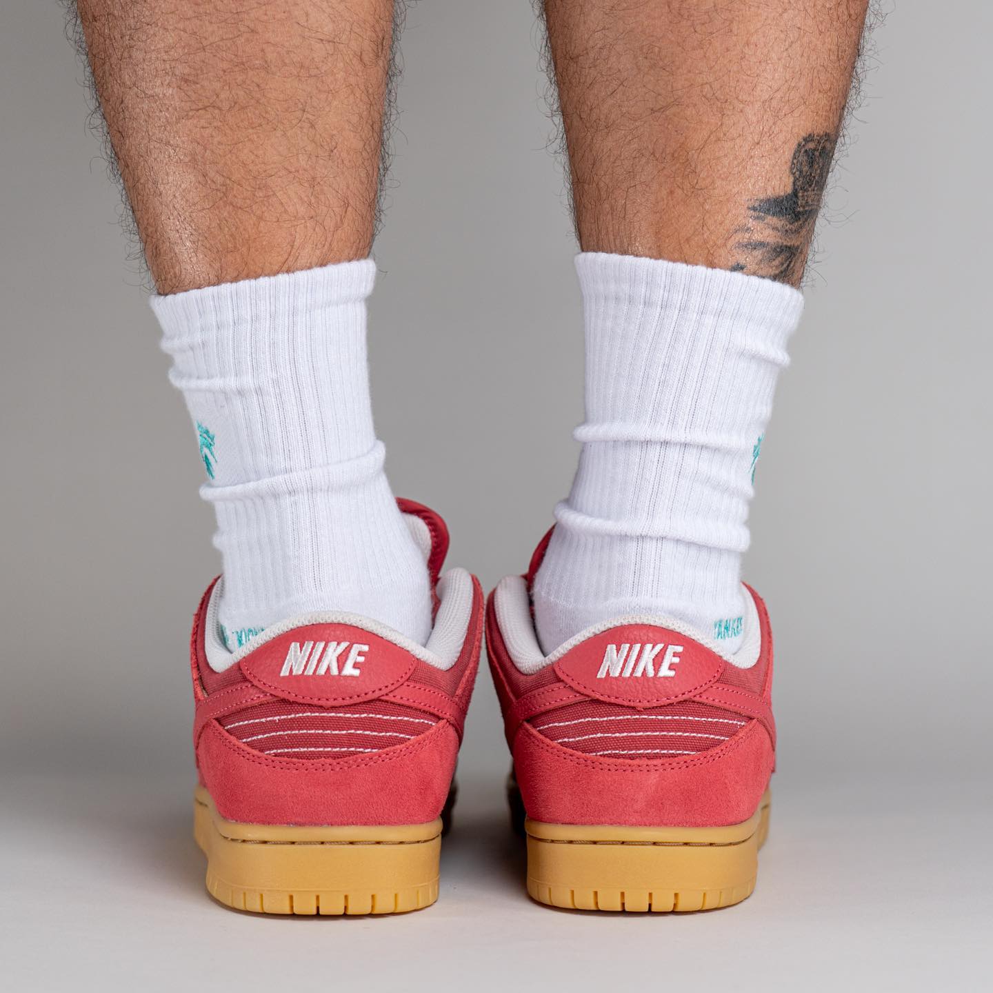 Nike SB Dunk Low Adobe