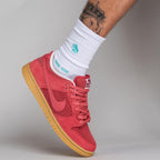 Nike SB Dunk Low Adobe