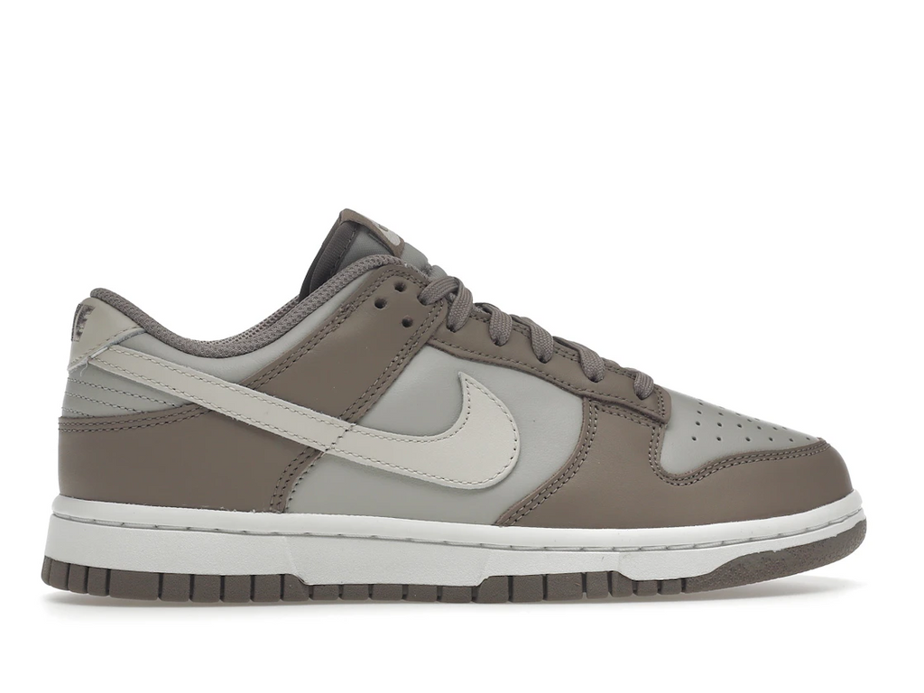 Nike Dunk Low Bone Beige (W)
