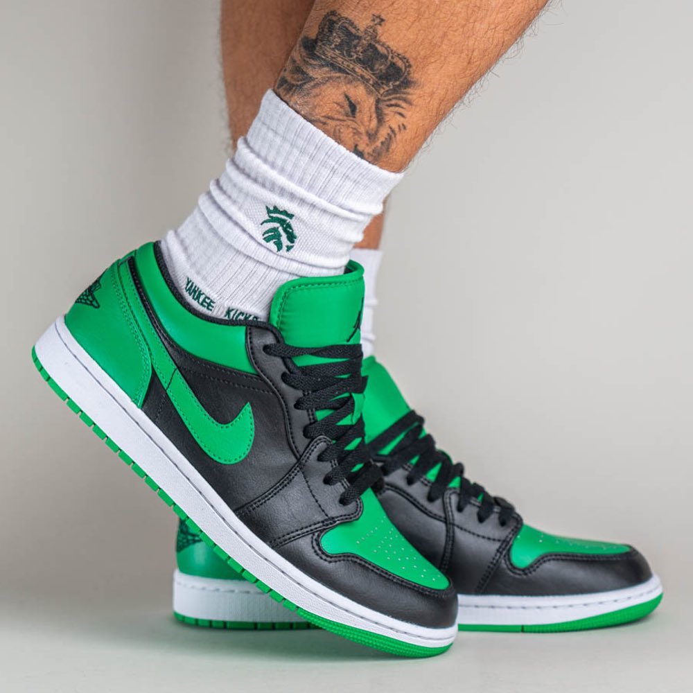Air Jordan 1 Low Lucky Green
