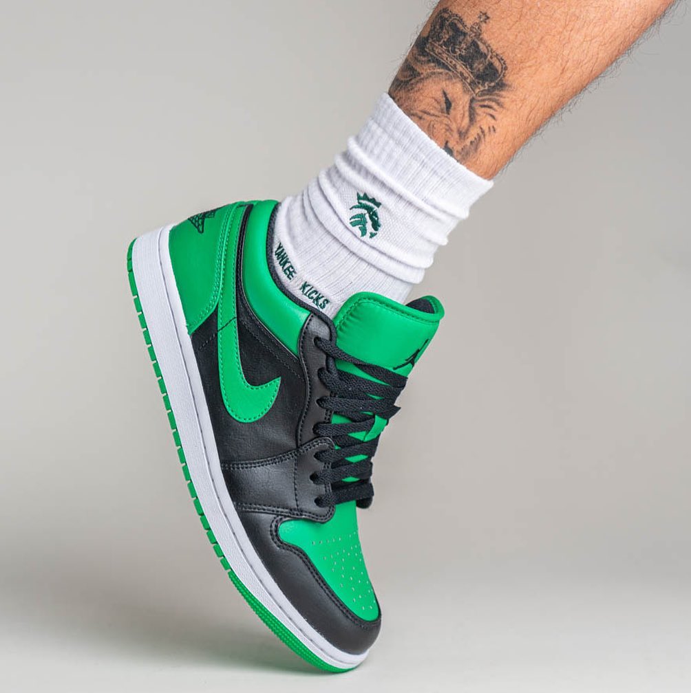 Air Jordan 1 Low Lucky Green
