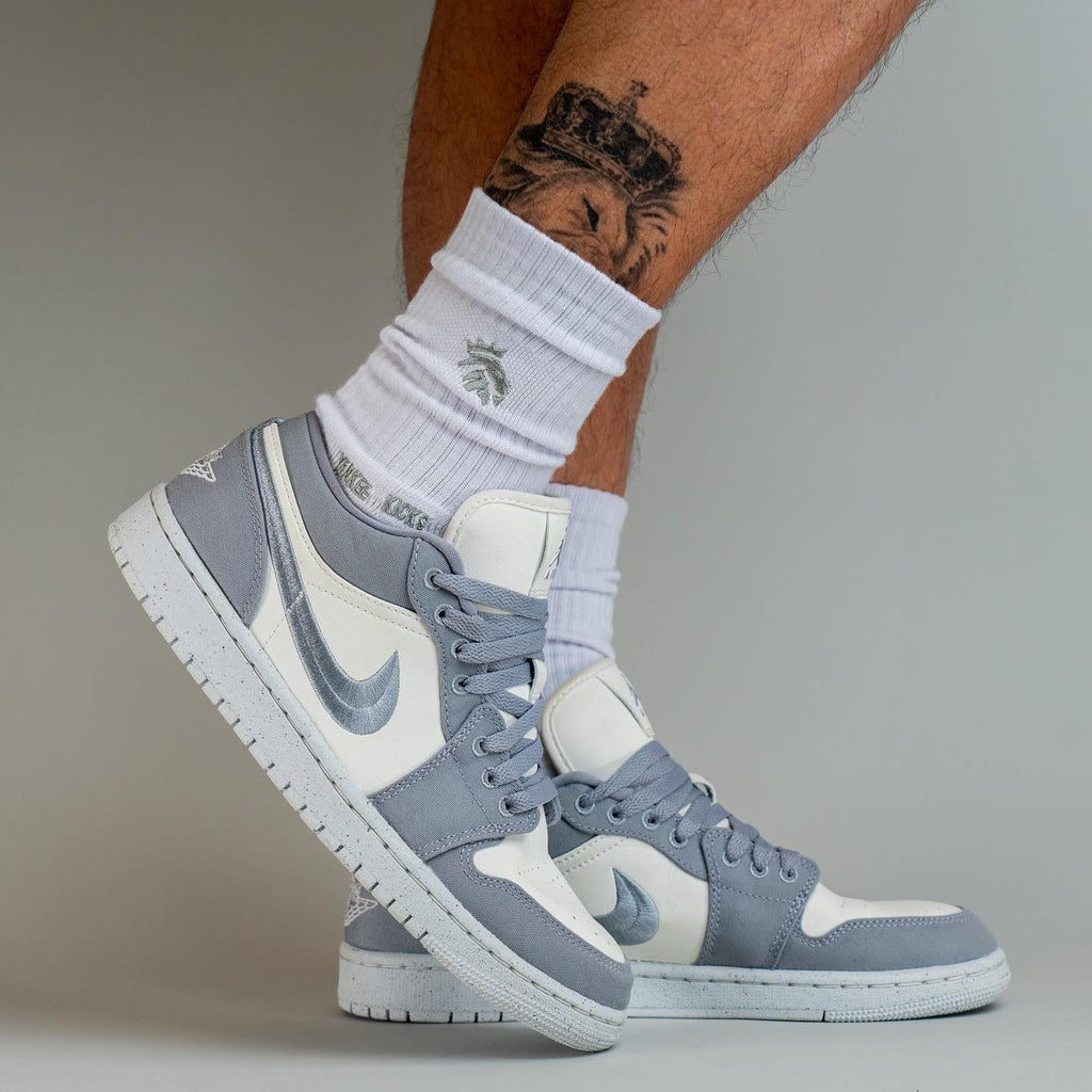 Air Jordan 1 Low SE Light Steel Grey (W)