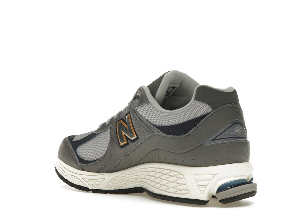 New Balance 2002R Castlerock