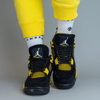 Air Jordan 4 Retro Thunder (2023)