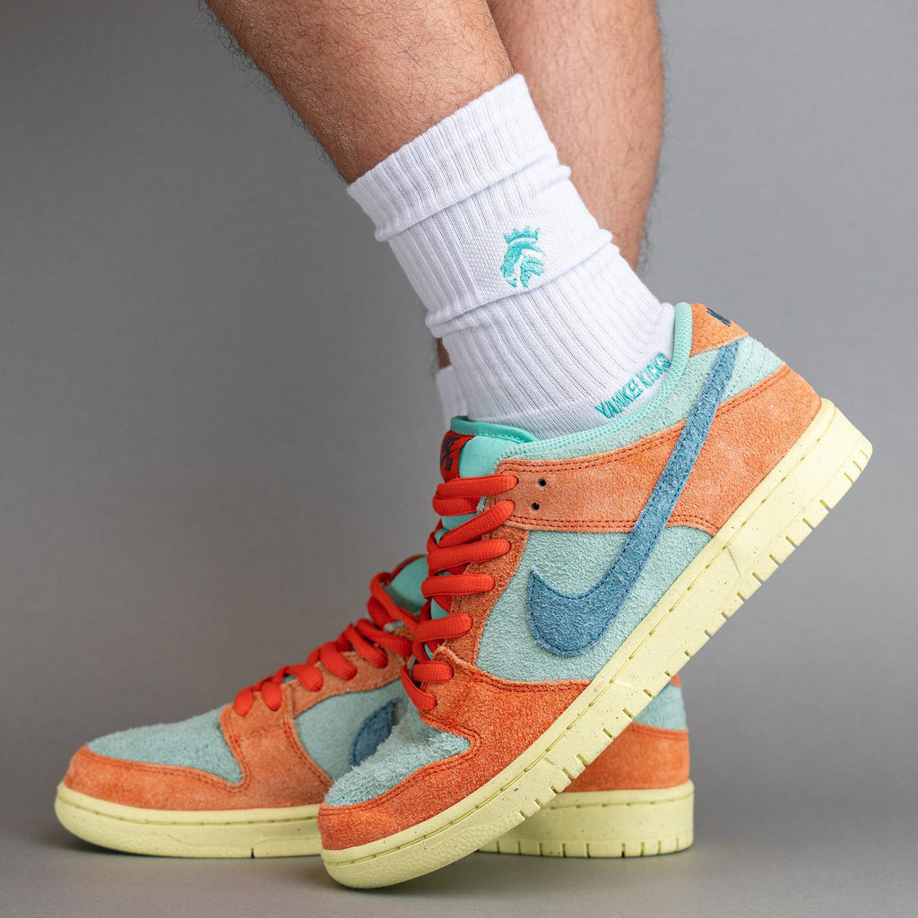 Nike SB Dunk Low Orange Emerald Rise