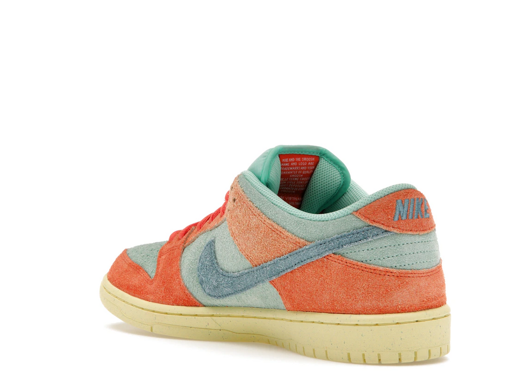 Nike SB Dunk Low Orange Emerald Rise