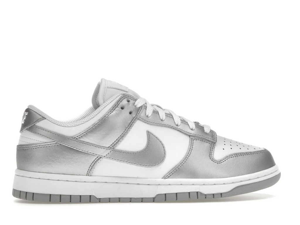 Nike Dunk Low Metallic Silver (W)
