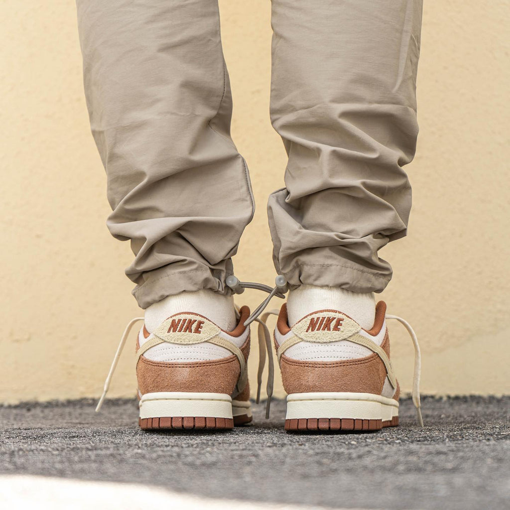 Nike Dunk Low Medium Curry