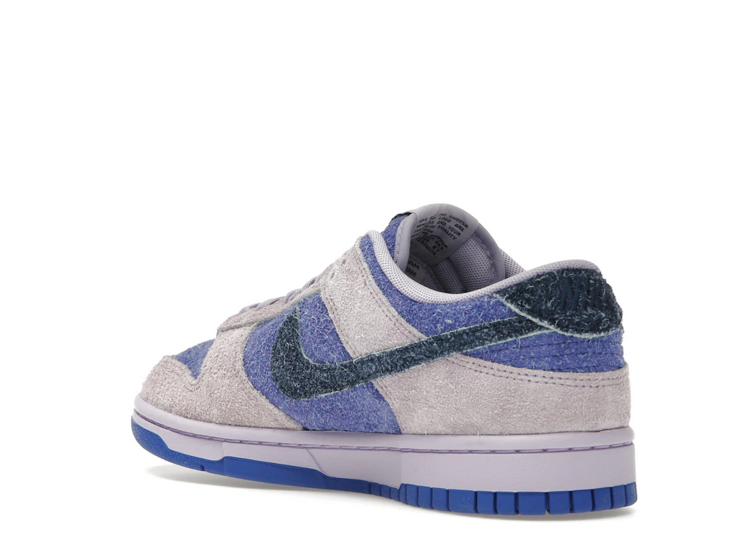 Nike Dunk Low SE Hydrangeas