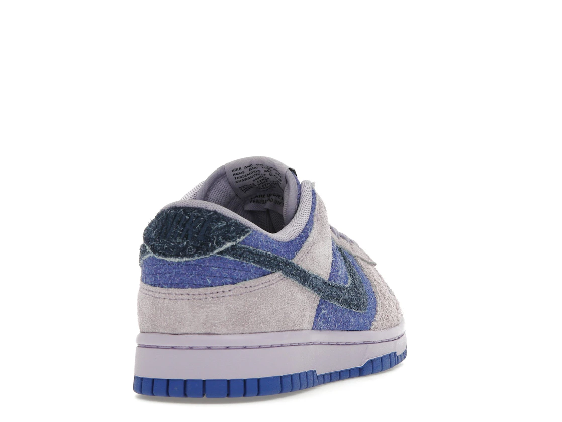 Nike Dunk Low SE Hydrangeas