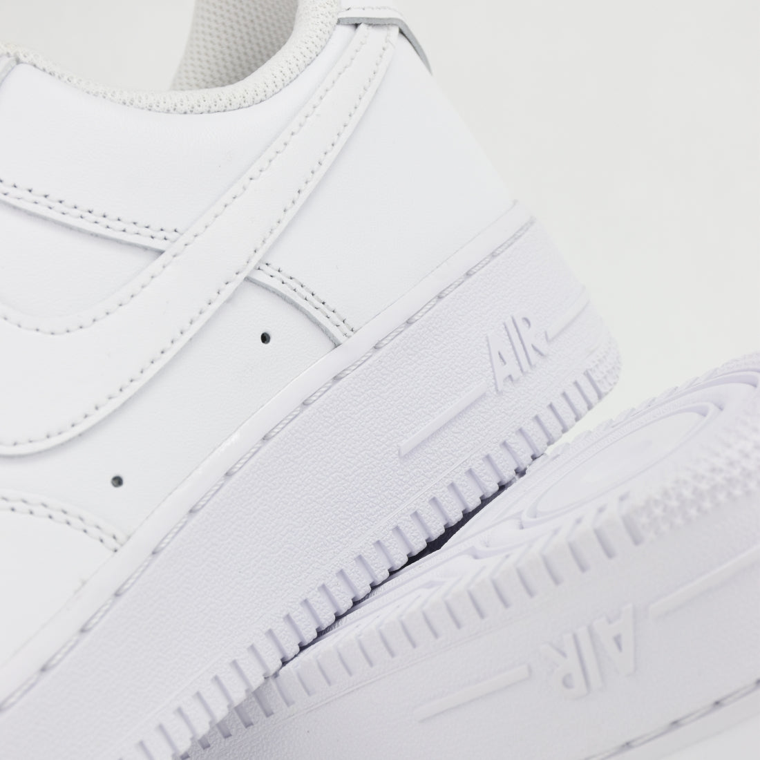 Nike Air Force 1 Low White