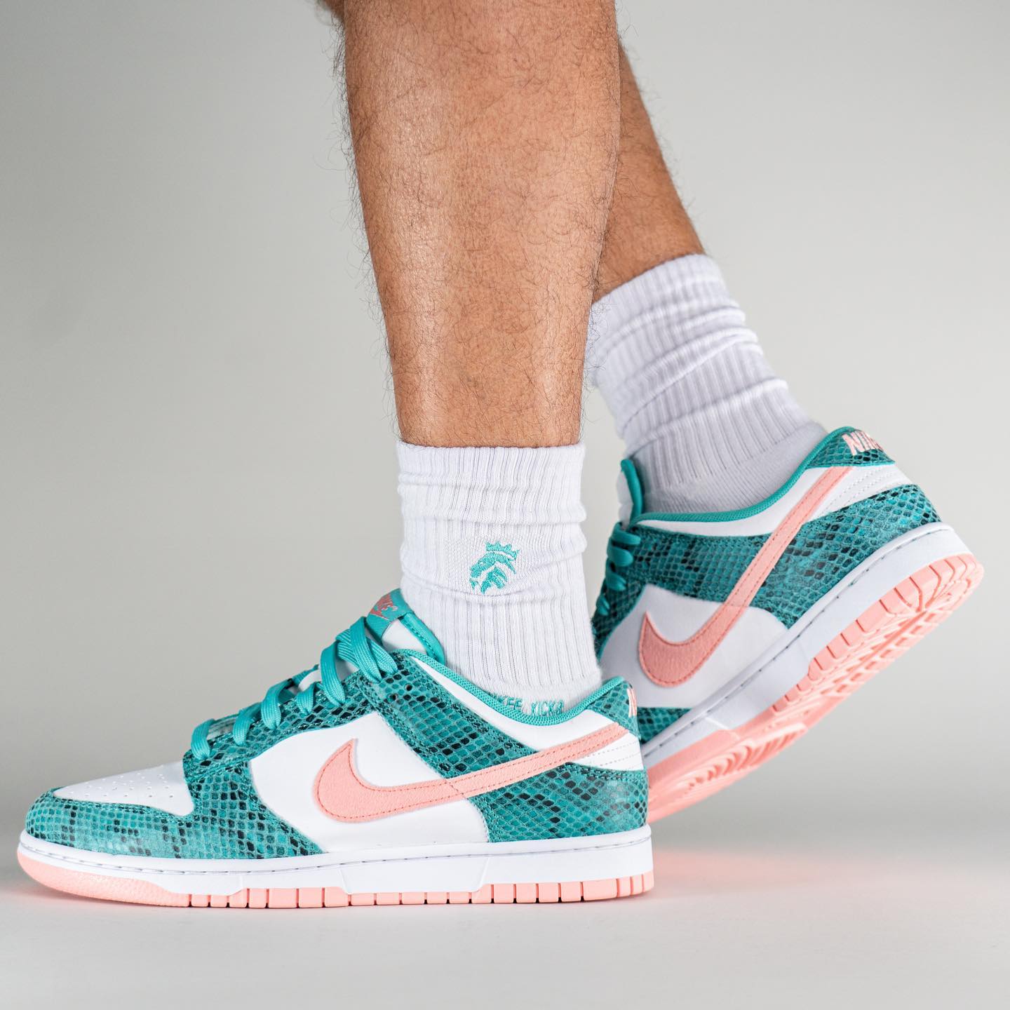 Nike Dunk Low Snakeskin Washed Teal Bleached Coral