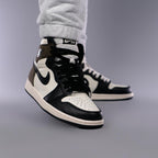 Air Jordan 1 High Mocha
