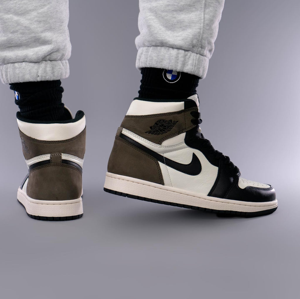 Air Jordan 1 High Mocha