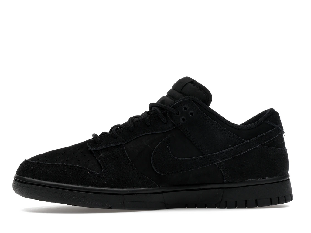 Nike Dunk Low SE Triple Black