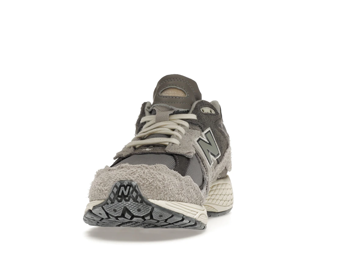 New Balance 2002R Protection Pack Rain Cloud