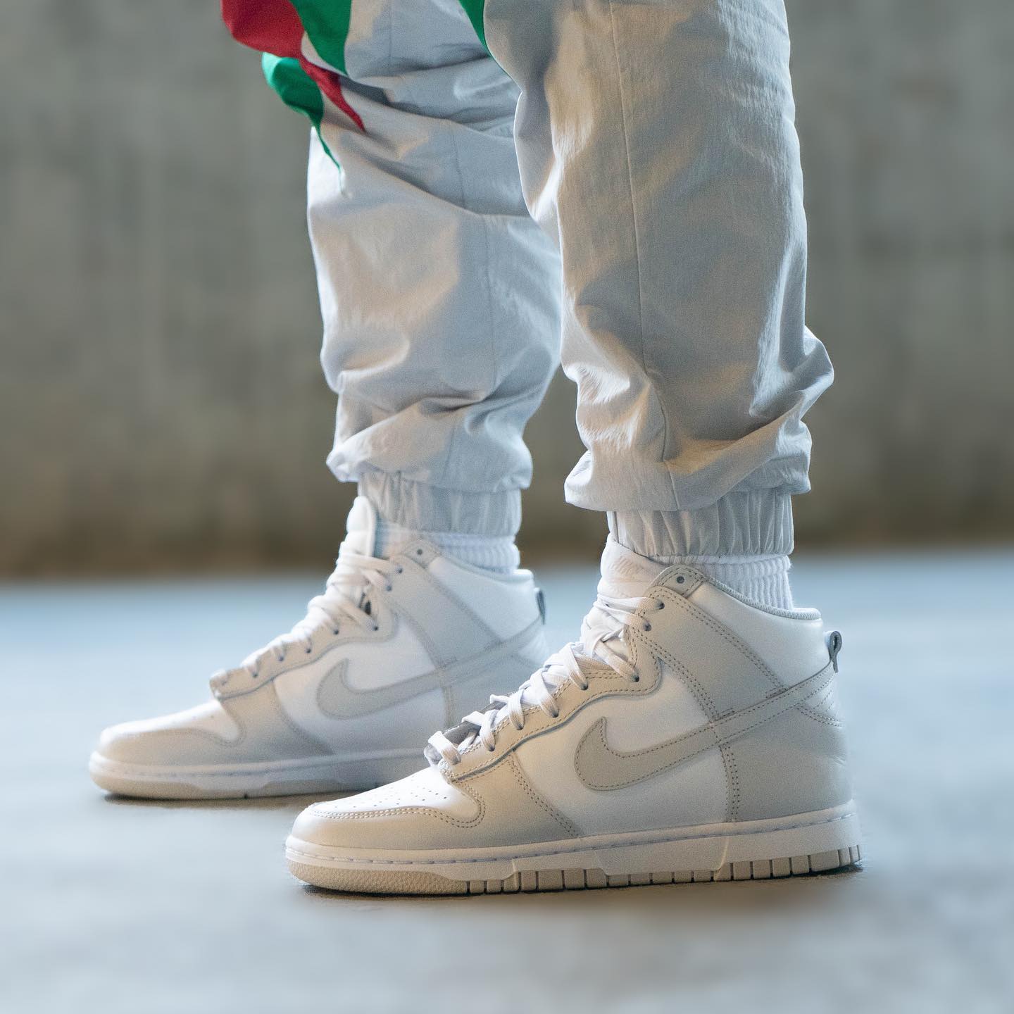 Nike Dunk High Retro White Vast Grey