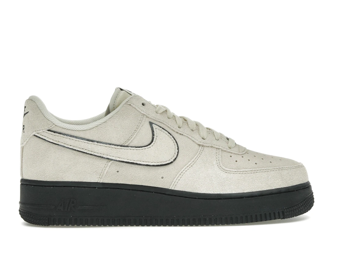 Nike Air Force 1 '07 LV8 Light Khaki Black
