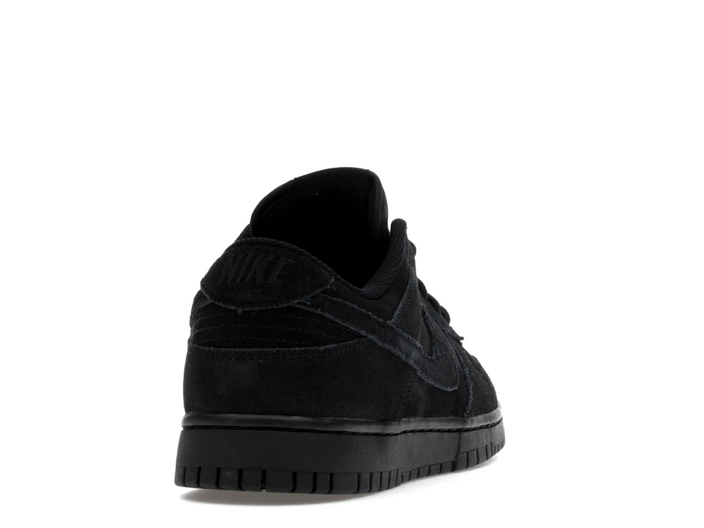 Nike Dunk Low SE Triple Black