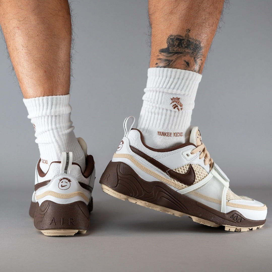 Nike Zoom Field Jaxx Travis Scott Light Chocolate