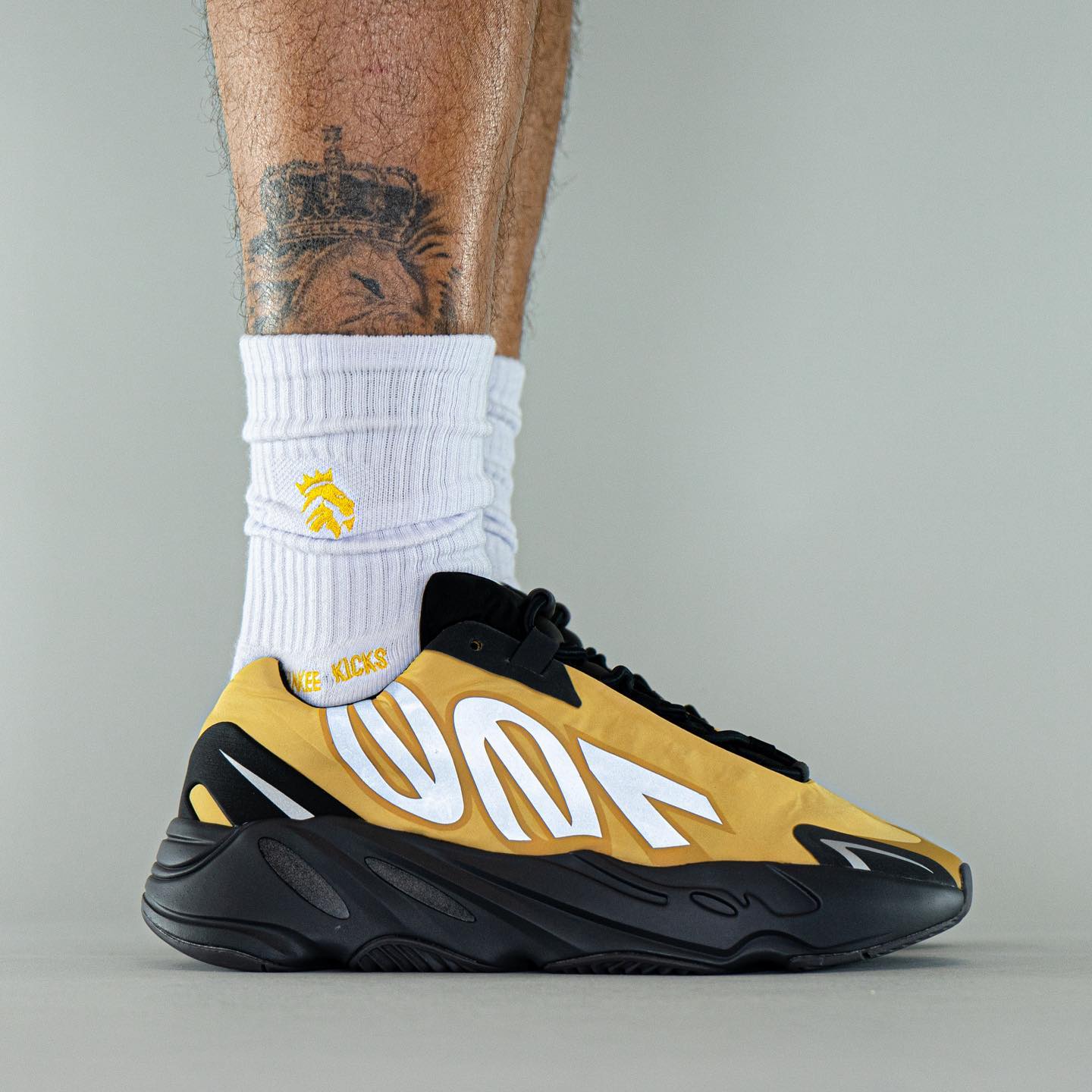 adidas Yeezy Boost 700 MNVN Honey Flux