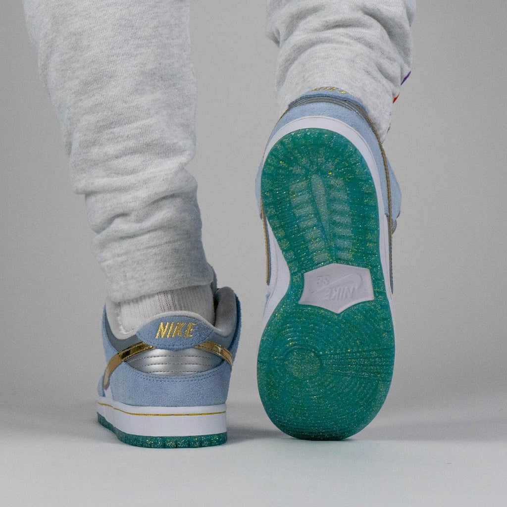 Nike SB Dunk Low Sean Cliver (Special Box)
