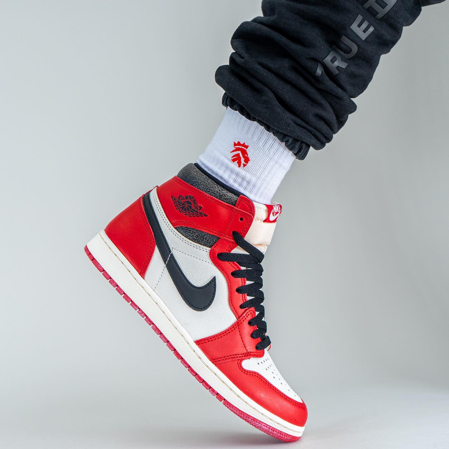 Air Jordan 1 Retro High OG Lost and Found