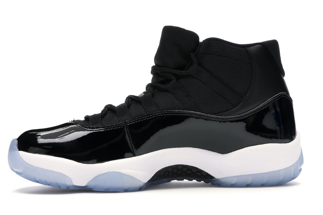 Jordan 11 Retro Space Jam (2016)