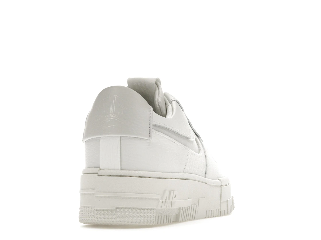 Nike Air Force 1 Low Pixel Summit White (W)