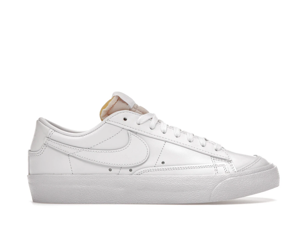tenisky a boty Nike Blazer Low 77 White (W) DC4769-101 ADONIO