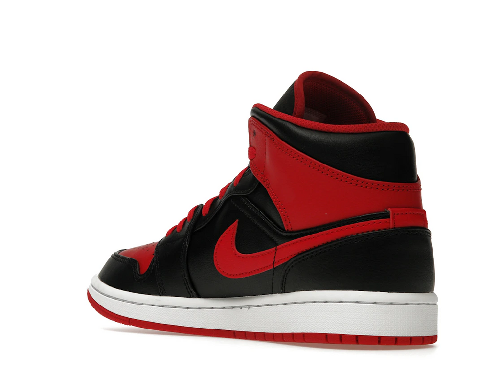 Air Jordan 1 Mid Alternate Bred
