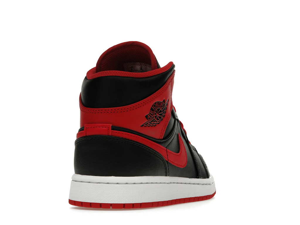 Air Jordan 1 Mid Alternate Bred
