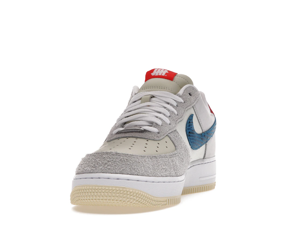 Nike Air Force 1 Low SP Undefeated 5 On It Dunk vs. AF1