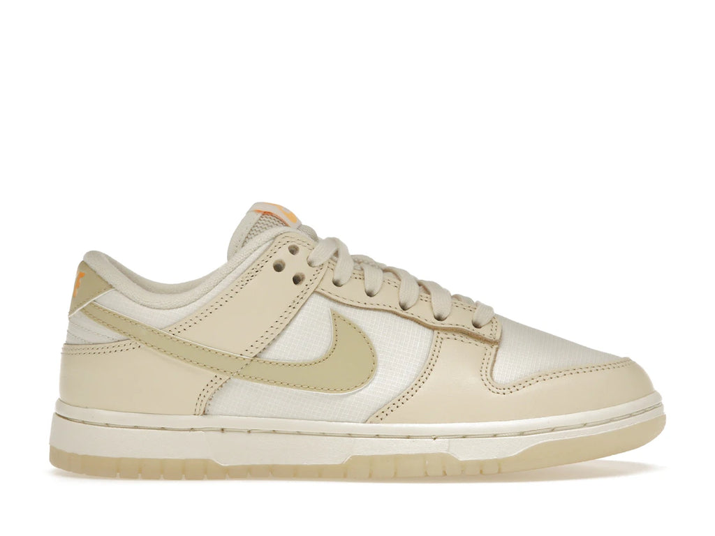 Nike Dunk Low Team Gold (W)