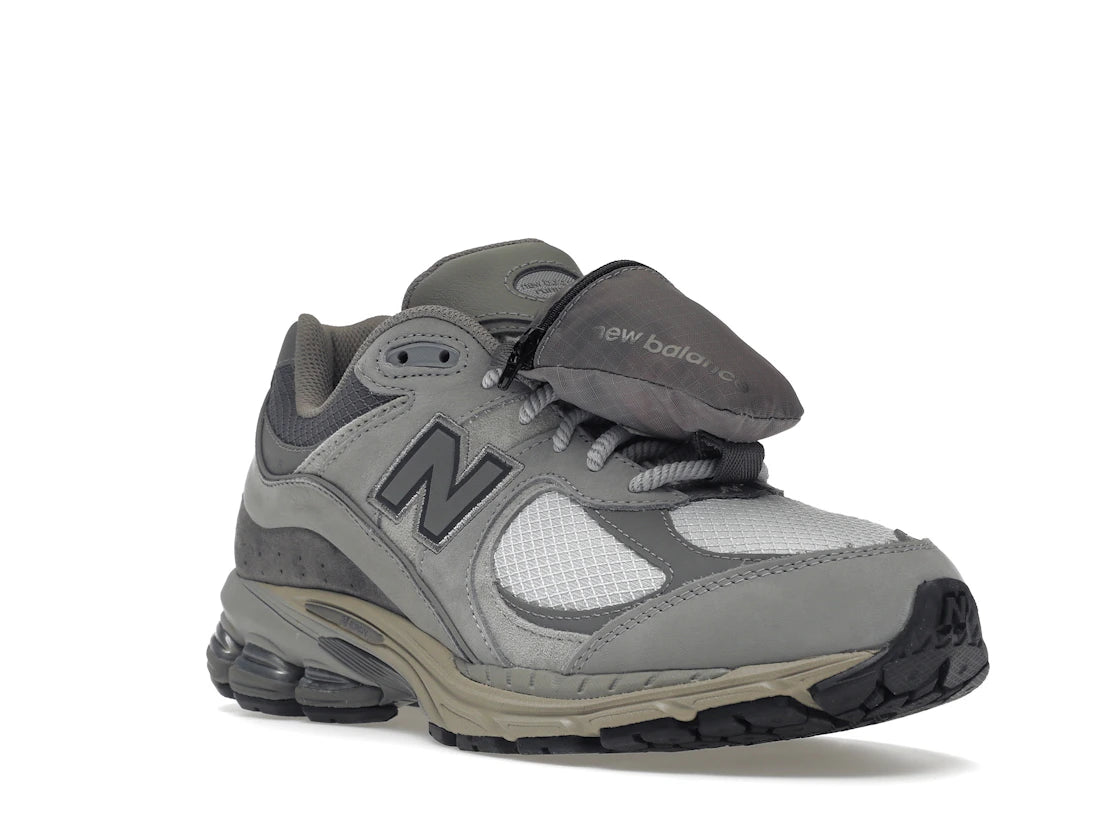 tenisky a boty New Balance 2002R Grey Pocket M2002RVC ADONIO