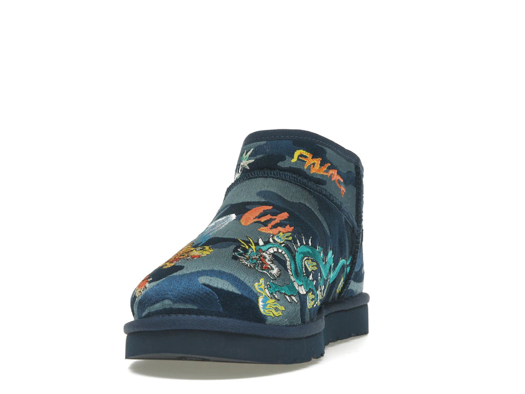 tenisky a boty UGG Classic Ultra Mini Boot Palace Navy Camo 1172071-BCM ADONIO