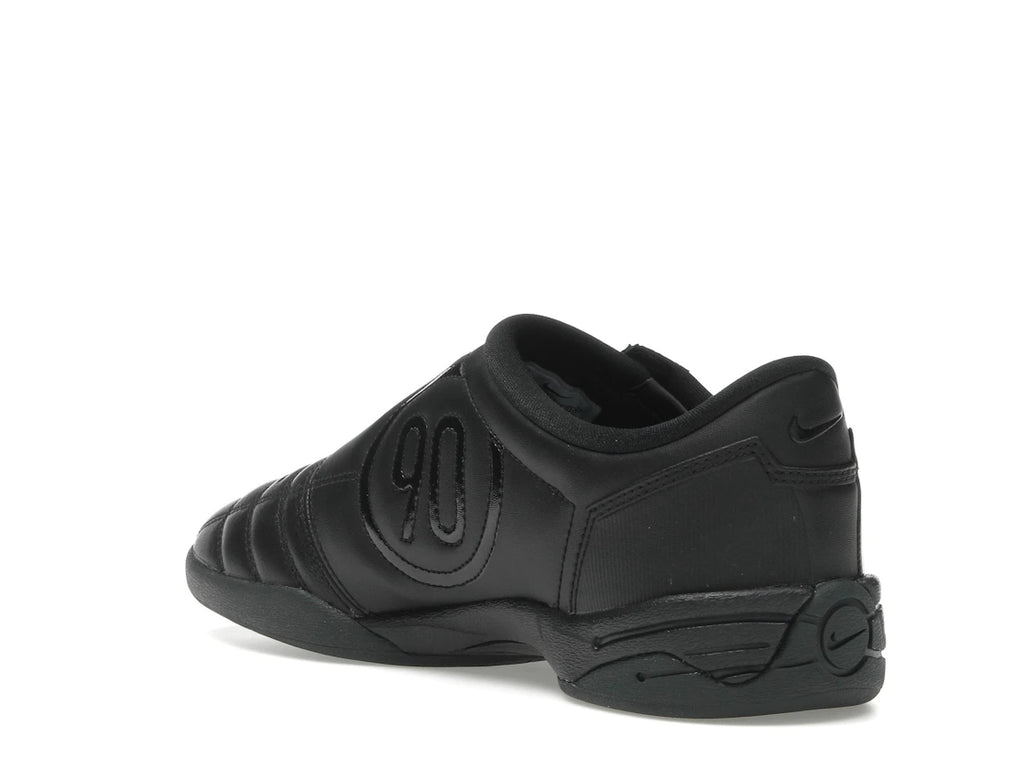 Nike Total 90 3 Triple Black (W)