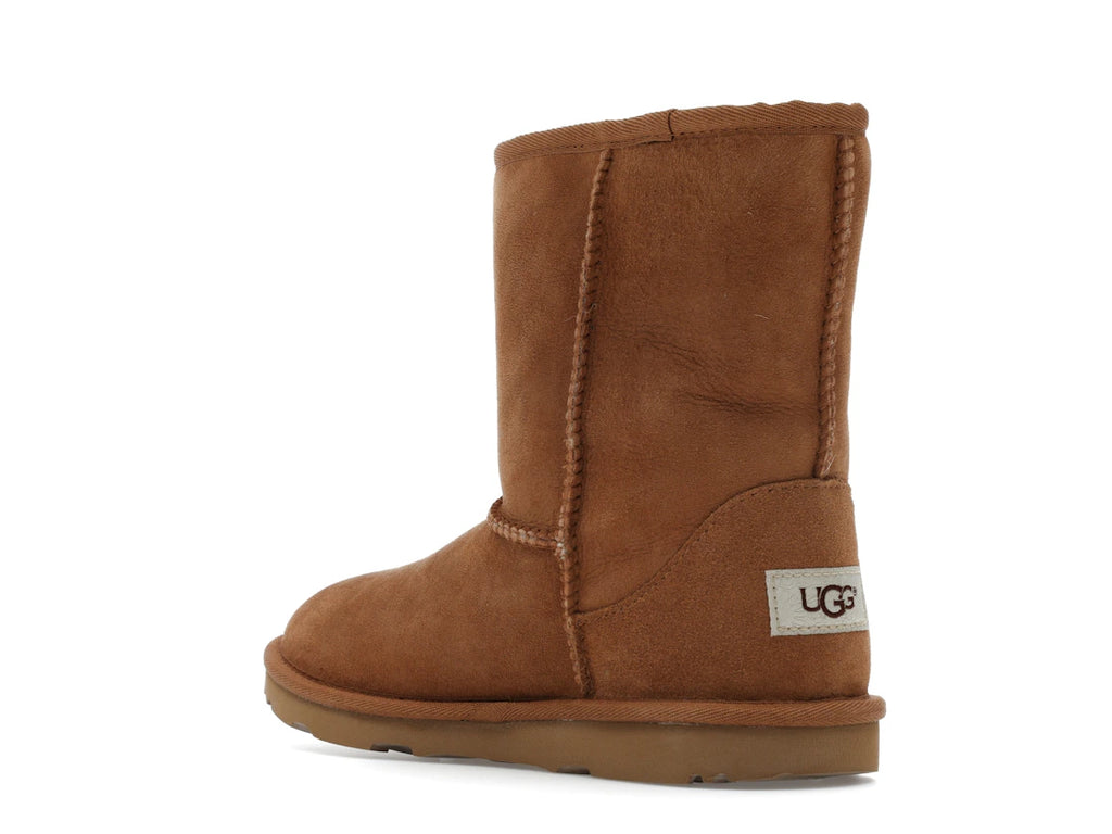 tenisky a boty UGG Classic II Boot Chestnut (Kids) 1017703K-CHE ADONIO