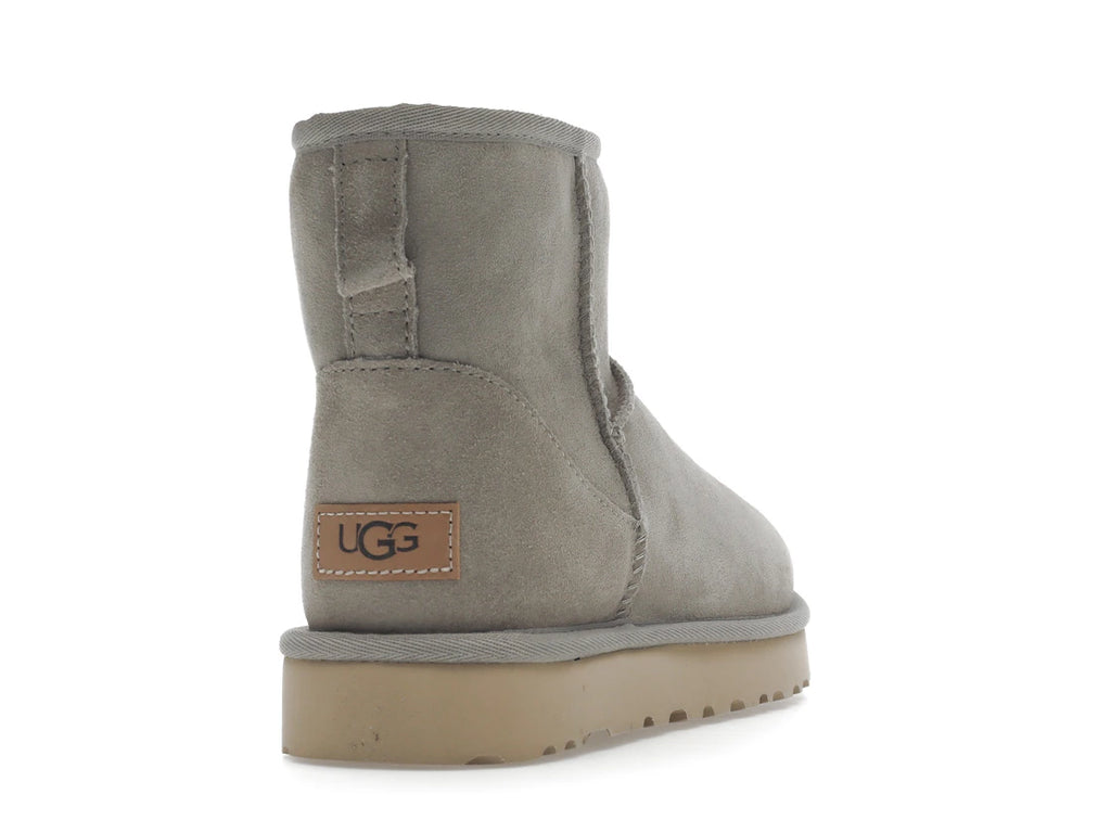 tenisky a boty UGG Classic Mini II Boot Goat (W) 1016222-GOA ADONIO